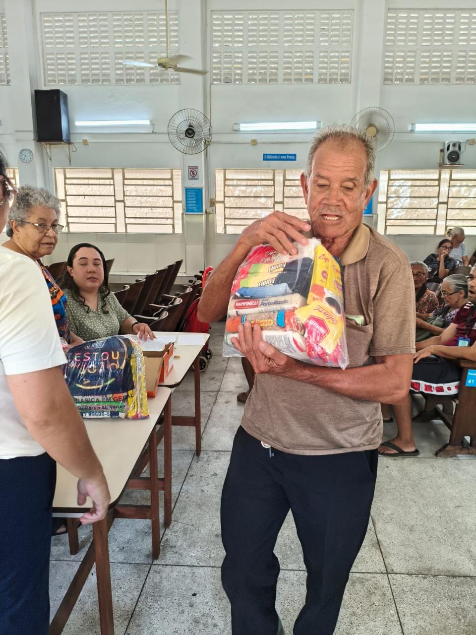 Entrega de cestas básicas — CEOAP